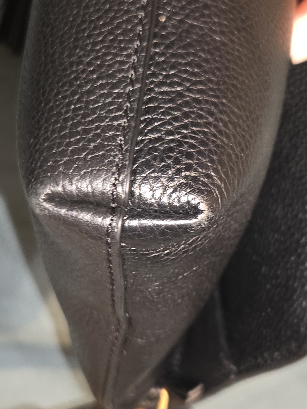 Tory Burch Black Leather Crossbody Bag with Tassel - Picture 4 of 12
